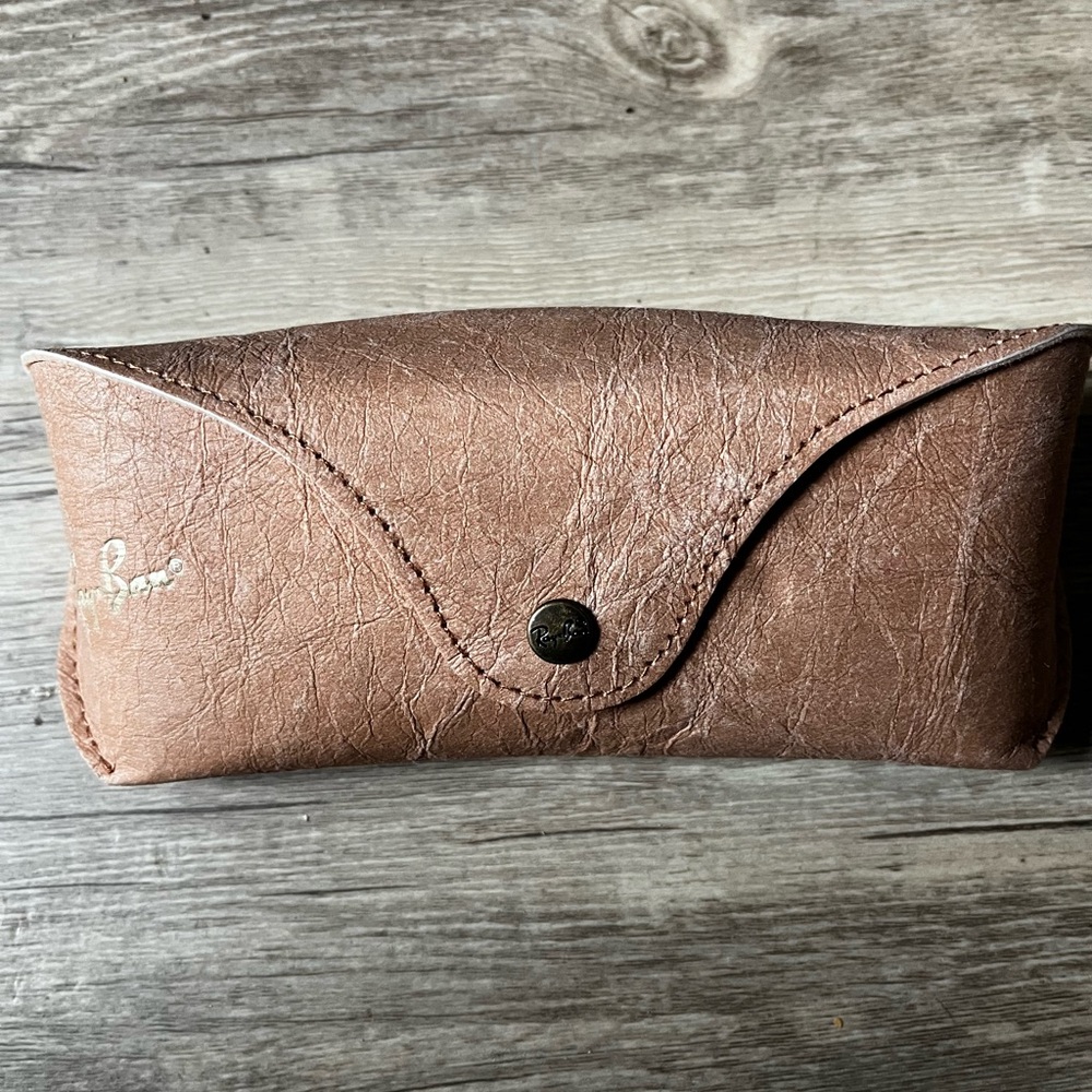 Ray-Ban Brown Glasses Case